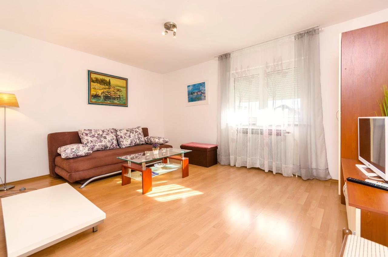 Apartment Ljubica Vodice Eksteriør bilde