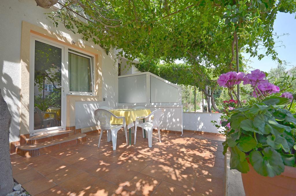 Apartment Ljubica Vodice Eksteriør bilde