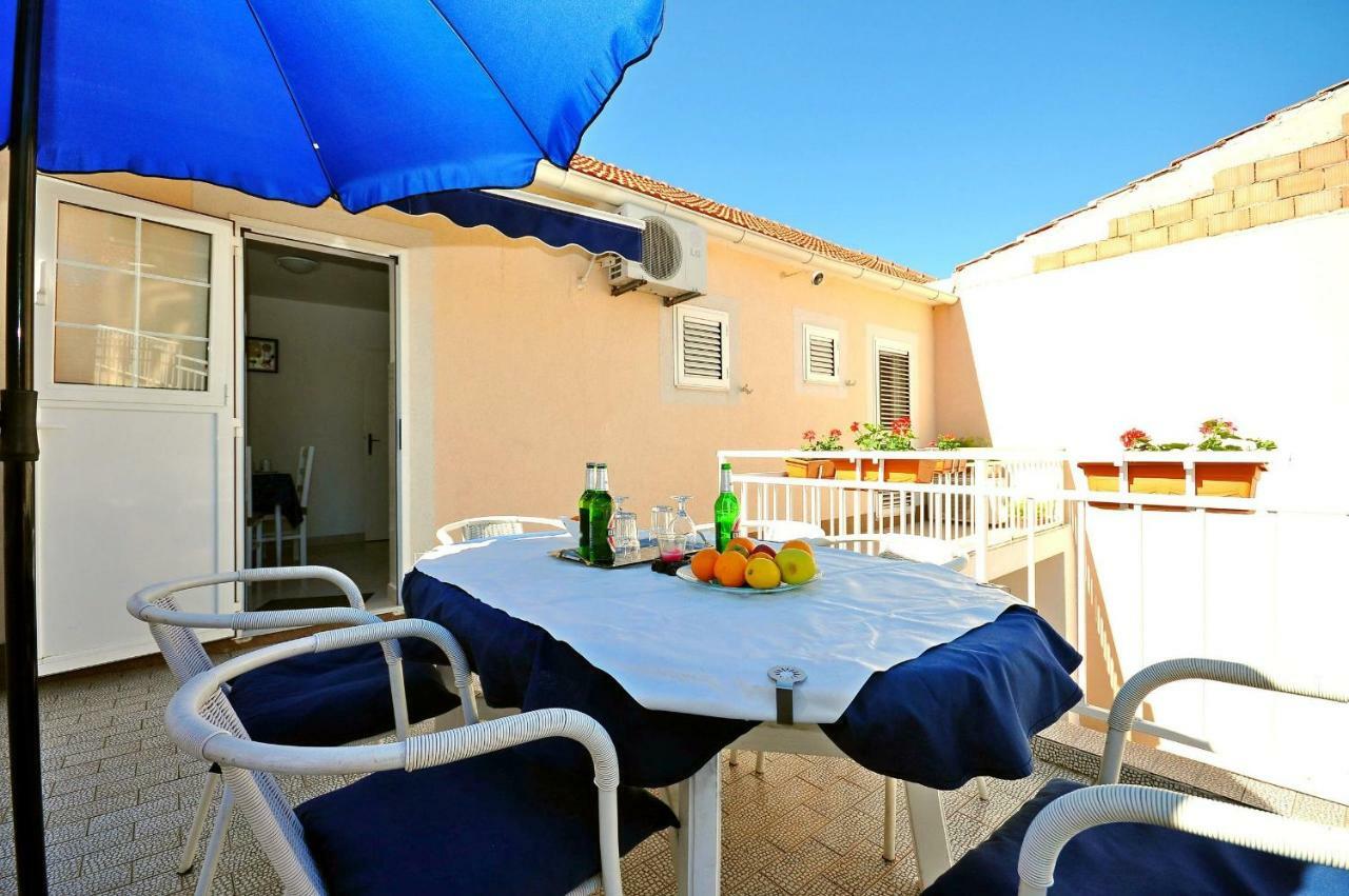 Apartment Ljubica Vodice Eksteriør bilde